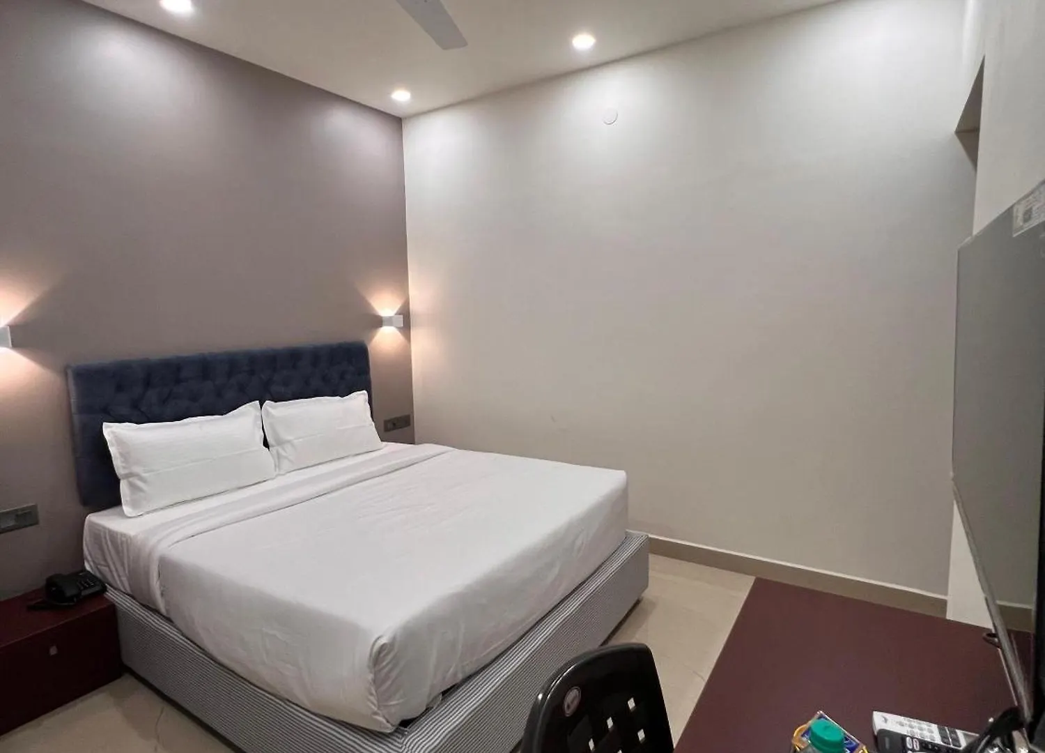 The Lotaz Hotel Kochi