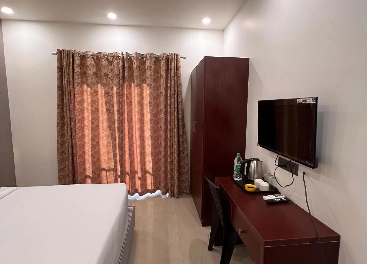 The Lotaz Hotel Kochi