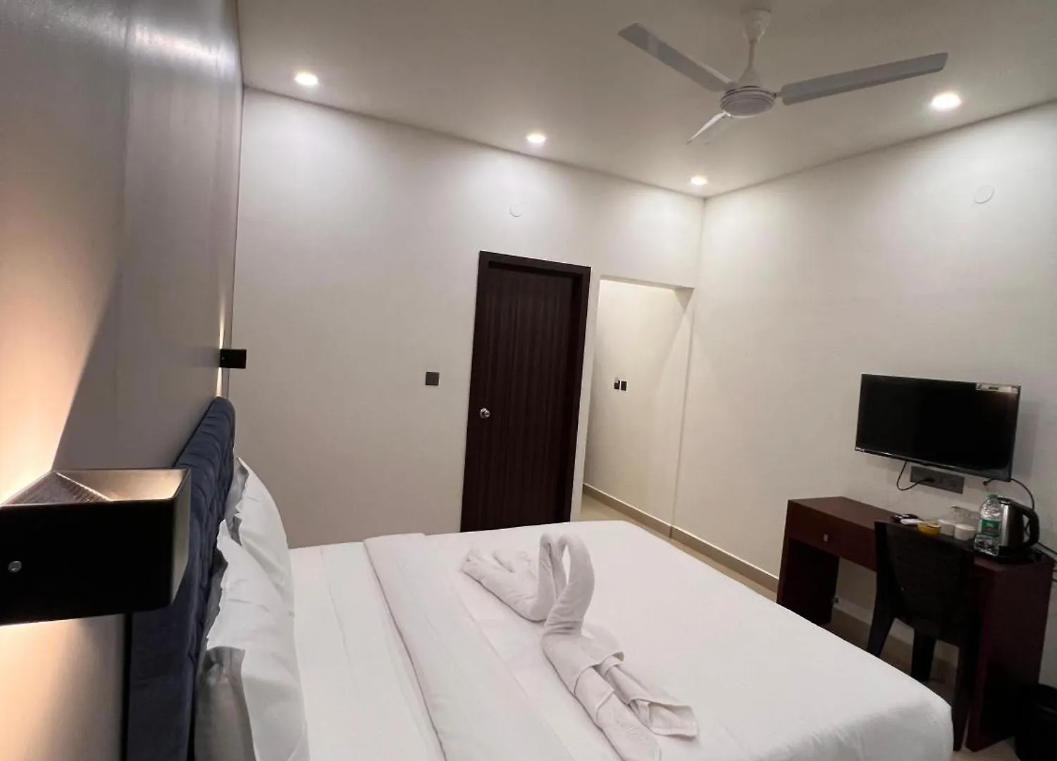 The Lotaz Hotel Kochi