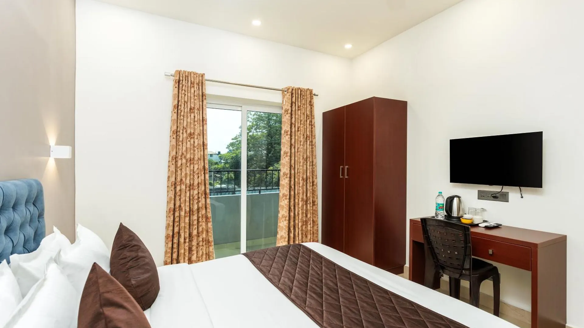The Lotaz Hotel Kochi